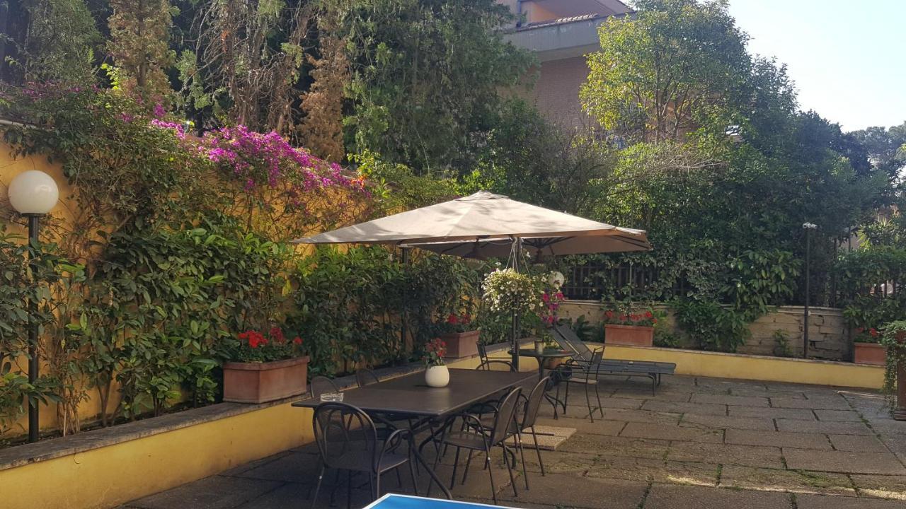 Villa Orsini Rome Buitenkant foto